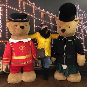 Meet your Posher, Chermera